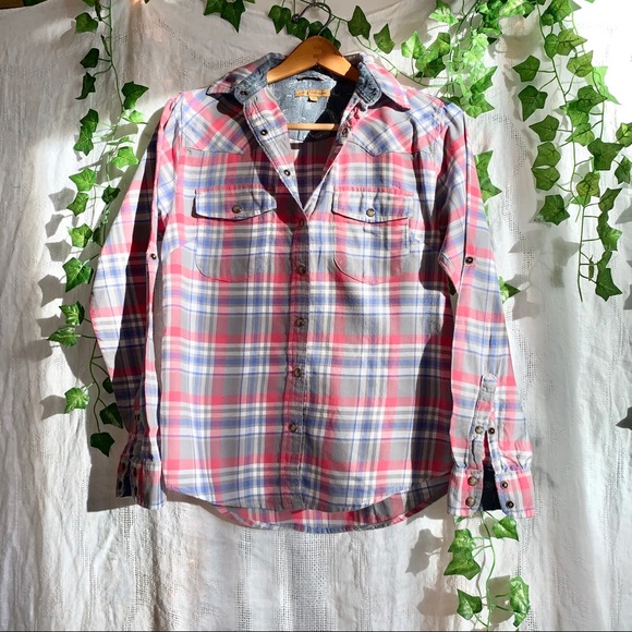 Button down, long sleeve, plaid, flannel shirt - Picture 1 of 6